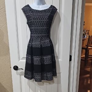 Tiana B. Black and White Geometric Midi Dress